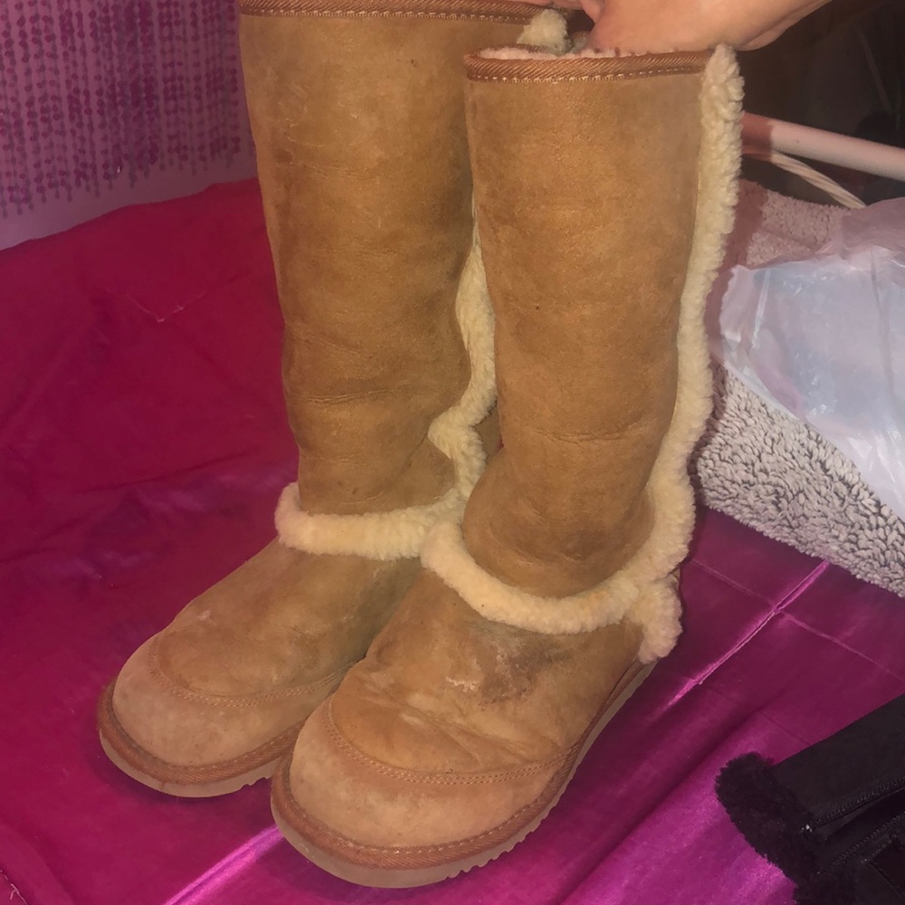 Women’s ugg shoes size USA 5 UK 4 - Picture 2 of 2